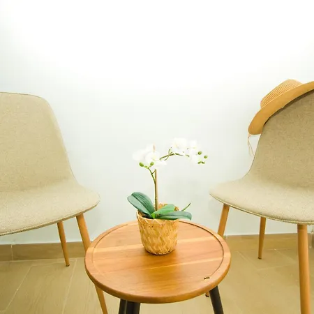 Atlantic Breeze - By Az Puerto del Carmen (Lanzarote)